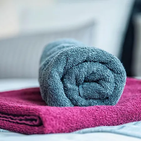 - Zentral - Modern - Balkon - Kueche Apartman *