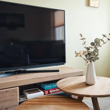 Apartman - Zentral - Modern - Balkon - Kueche