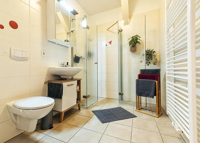 Apartman - Zentral - Modern - Balkon - Kueche Mühlhausen